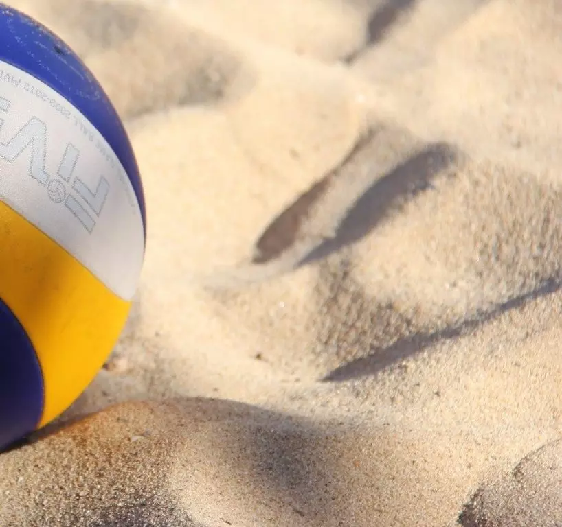 beachvolley kuva 818x768